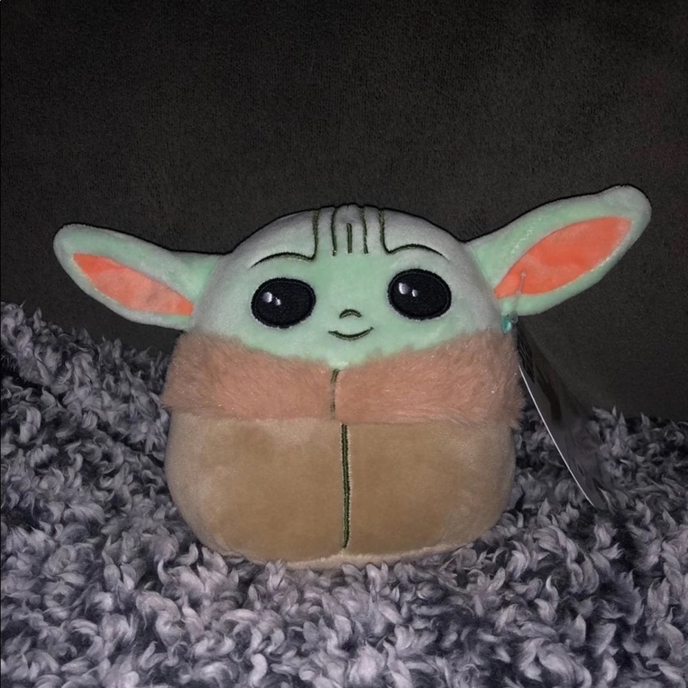 Yoda 5” squishmallow